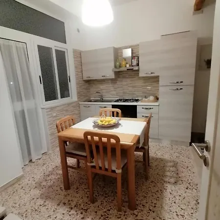 Anna Holiday Apartment *