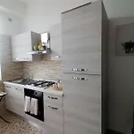 Anna Holiday * גיארדיני נאקסוס